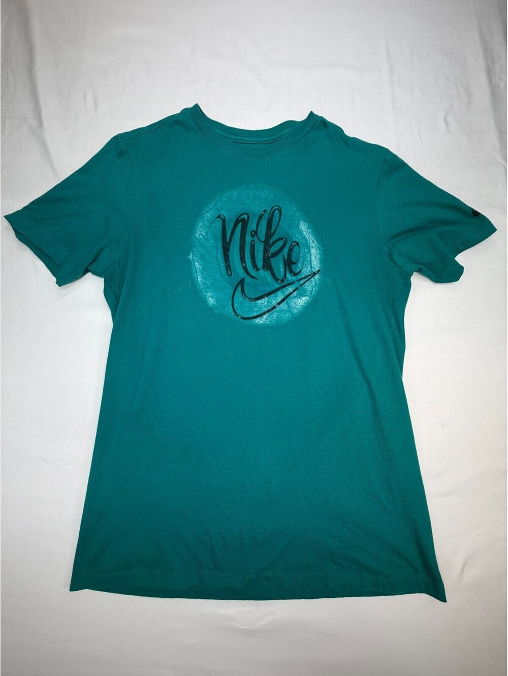 The Nike Tee Men's T-Shirt Short Sleeve Logo Crew Neck Knit Size M Green